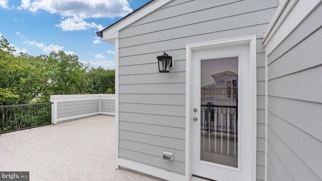 20816 CLOONGEE TER, Dulles, VA 20166