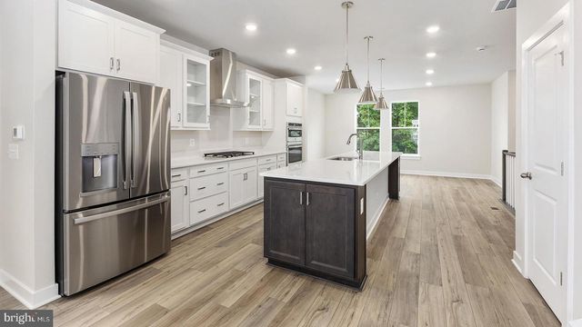 20816 CLOONGEE TER, Dulles, VA 20166