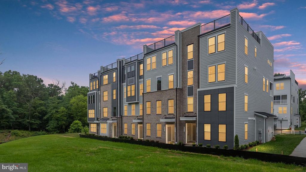 20816 CLOONGEE TER, Dulles, VA 20166