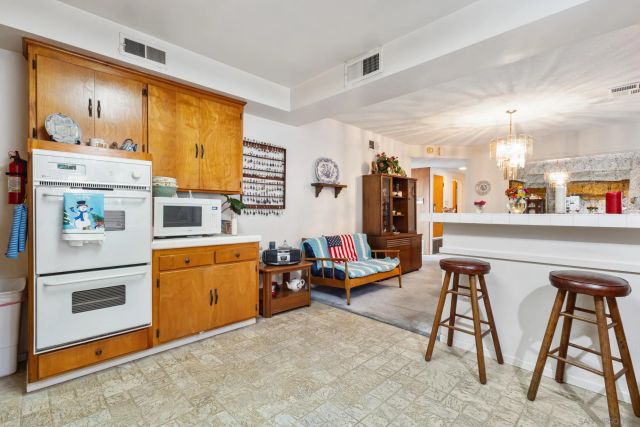 1724 S Santa Fe Ave, Vista, CA 92084