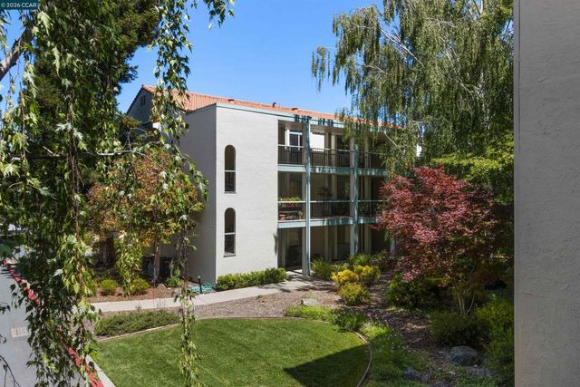 1501 Ptarmigan Dr 7B, Walnut Creek, CA 94595