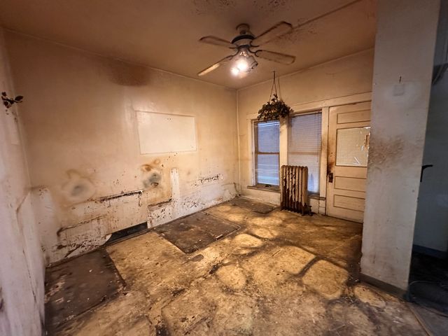 517 W Englewood Avenue, Chicago, IL 60621