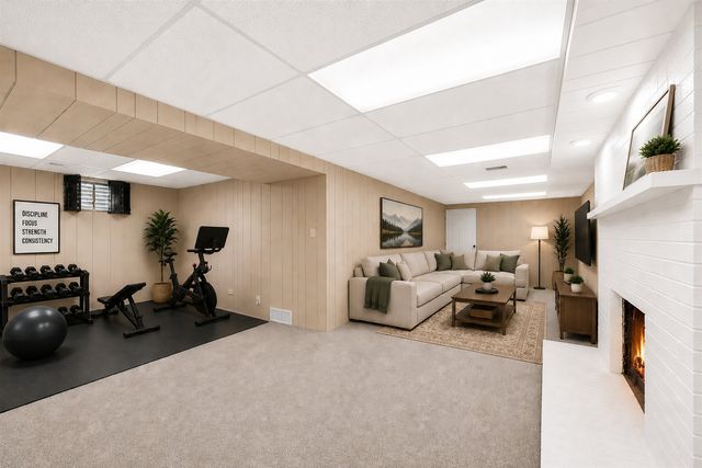 128 N Hale Avenue, Bartlett, IL 60103