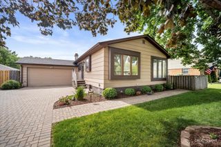 128 N Hale Avenue, Bartlett, IL 60103