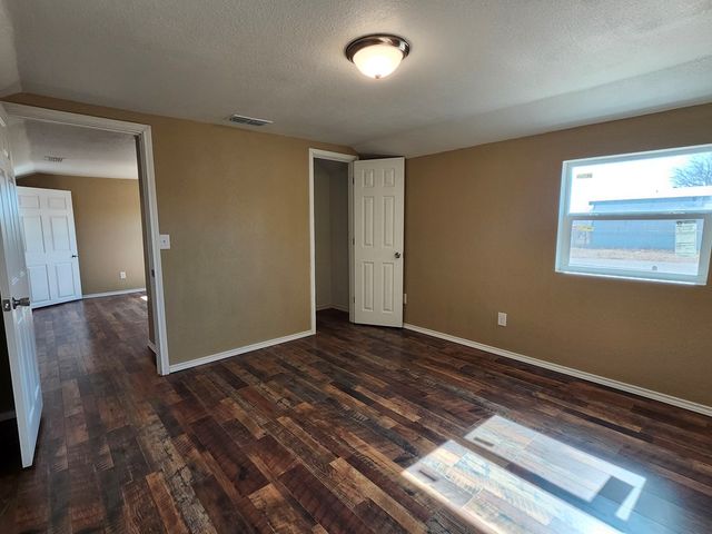 1010 SW 5th St, Andrews, TX 79714