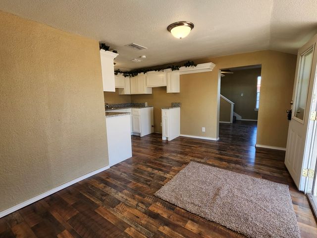 1010 SW 5th St, Andrews, TX 79714