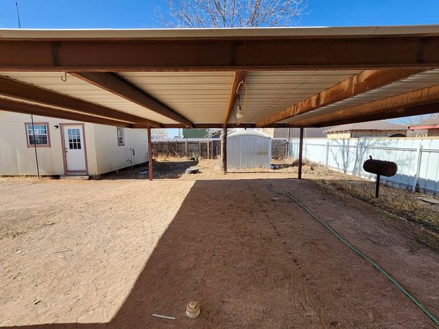 1010 SW 5th St, Andrews, TX 79714