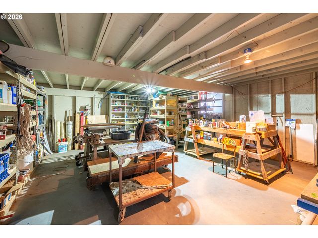 722 2ND Ave, Castle Rock, WA 98611