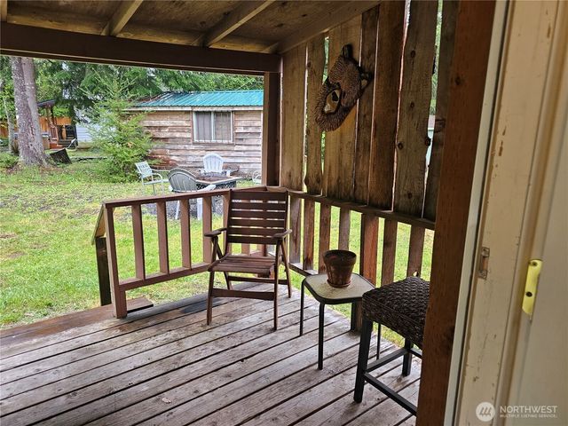 134 Mowich Way, Ashford, WA 98304