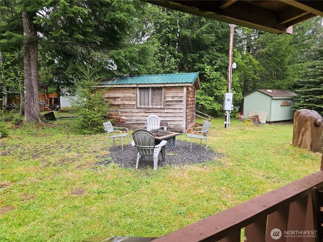134 Mowich Way, Ashford, WA 98304