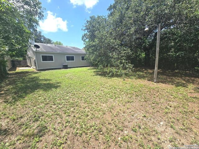 10243 Raven Field, San Antonio, TX 78245