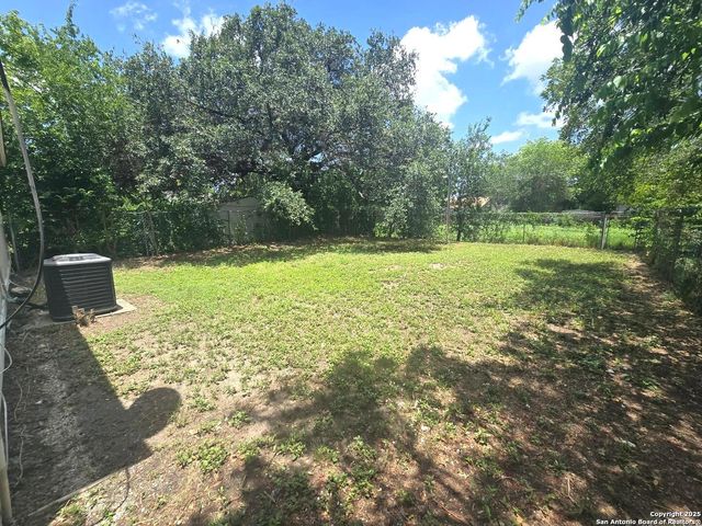 10243 Raven Field, San Antonio, TX 78245