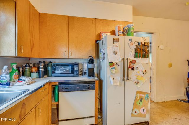 4136 Ridge Road, Kingsport, TN 37660