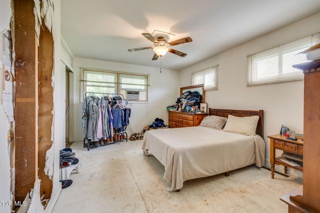 4136 Ridge Road, Kingsport, TN 37660