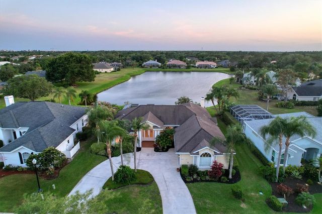 9910 LAUREL VALLEY AVENUE CIRCLE, Bradenton, FL 34202