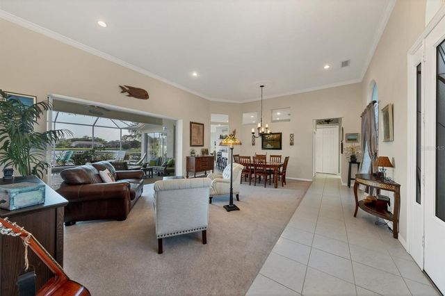 9910 LAUREL VALLEY AVENUE CIRCLE, Bradenton, FL 34202