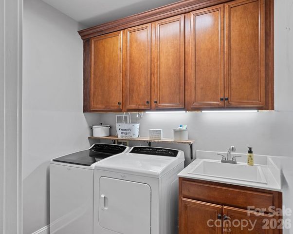 7809 Oak Haven Lane, Stanley, NC 28164
