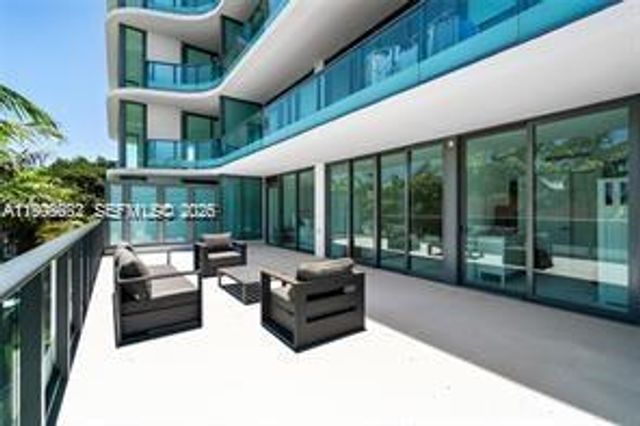 9901 W Bay Harbor Dr 305, Bay Harbor Islands, FL 33154