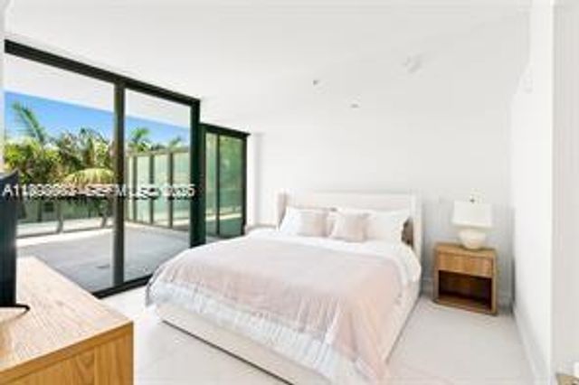 9901 W Bay Harbor Dr 305, Bay Harbor Islands, FL 33154