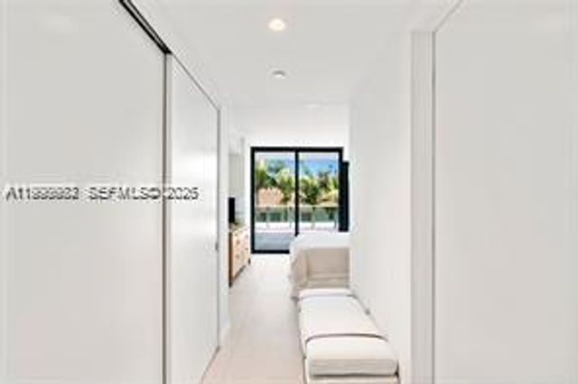 9901 W Bay Harbor Dr 305, Bay Harbor Islands, FL 33154