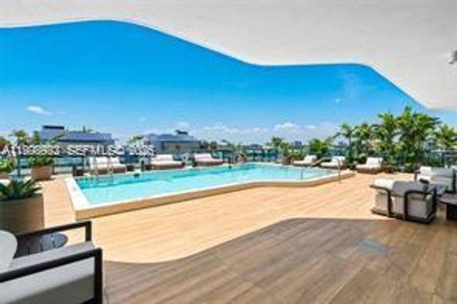 9901 W Bay Harbor Dr 305, Bay Harbor Islands, FL 33154