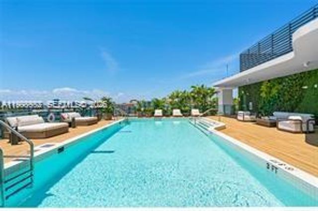 9901 W Bay Harbor Dr 305, Bay Harbor Islands, FL 33154