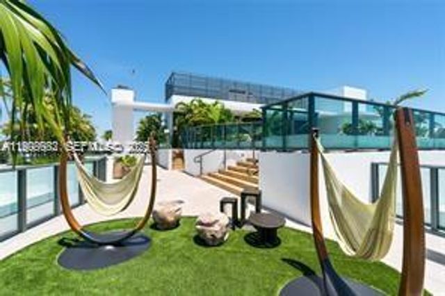 9901 W Bay Harbor Dr 305, Bay Harbor Islands, FL 33154