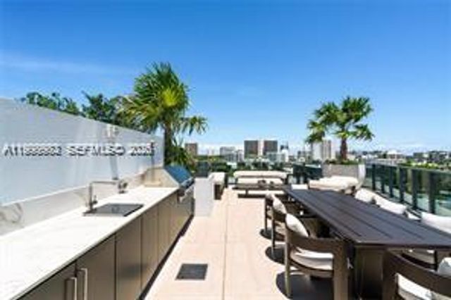 9901 W Bay Harbor Dr 305, Bay Harbor Islands, FL 33154