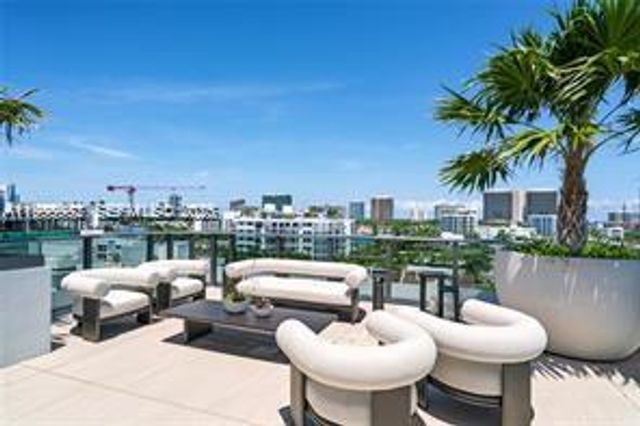 9901 W Bay Harbor Dr 305, Bay Harbor Islands, FL 33154