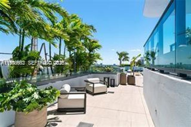 9901 W Bay Harbor Dr 305, Bay Harbor Islands, FL 33154