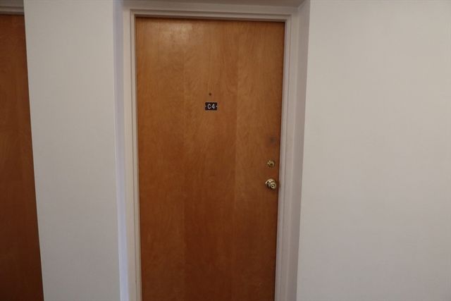 101 Walker St C4, Newton, MA 02460