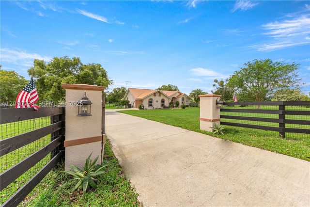 8400 SW 52ND CT, Ocala, FL 34476