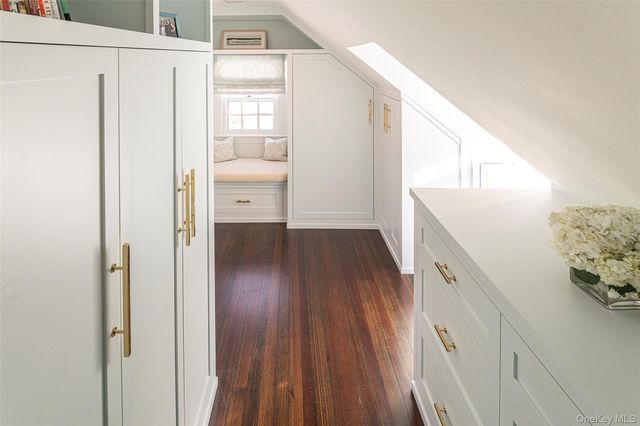 5 Orchard Place, Bronxville, NY 10708