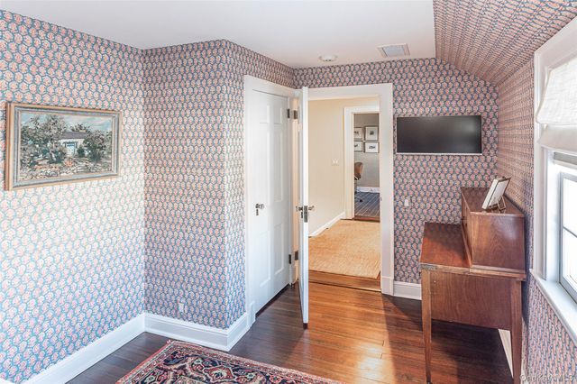 5 Orchard Place, Bronxville, NY 10708