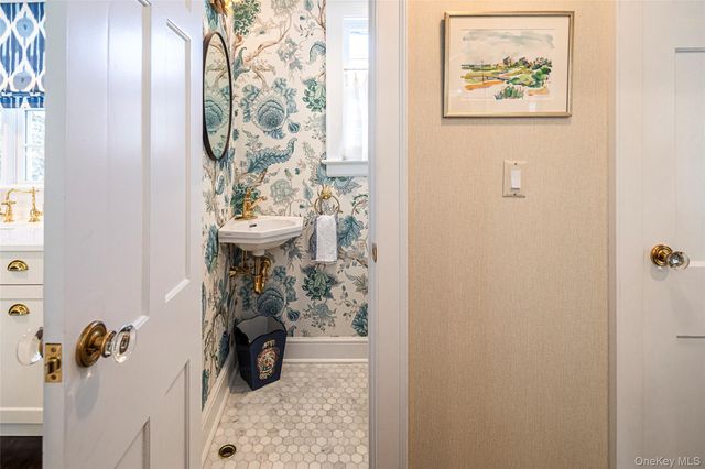 5 Orchard Place, Bronxville, NY 10708