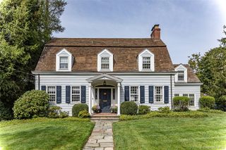 5 Orchard Place, Bronxville, NY 10708