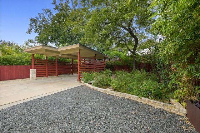 1612 S 3rd ST B, Austin, TX 78704