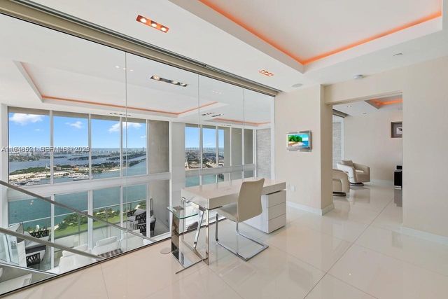 1040 Biscayne Blvd 4403, Miami, FL 33132