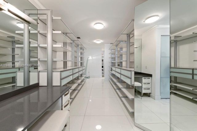 1040 Biscayne Blvd 4403, Miami, FL 33132