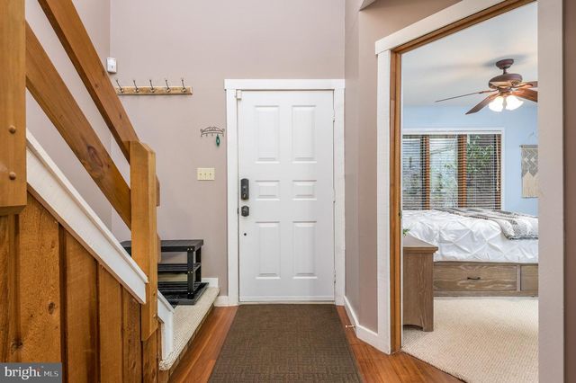 87 WARBLER CT, Lake Harmony, PA 18624