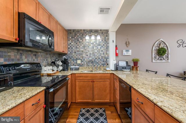 87 WARBLER CT, Lake Harmony, PA 18624