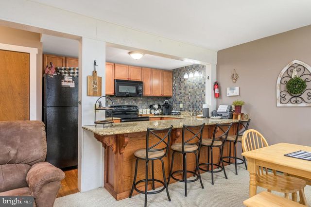 87 WARBLER CT, Lake Harmony, PA 18624