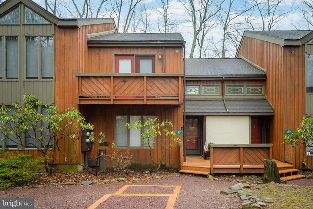 87 WARBLER CT, Lake Harmony, PA 18624