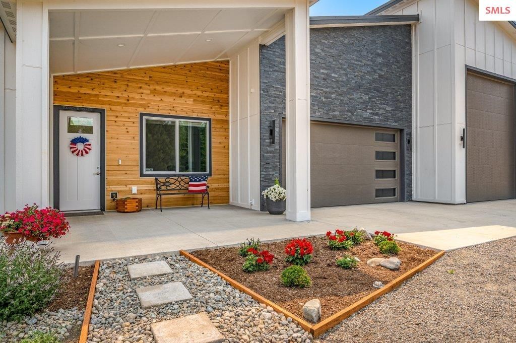 125 Ferry Road, Sagle, ID 83860 photo 4