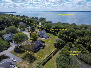 35 Tobin Lane, Bristol, RI 02809