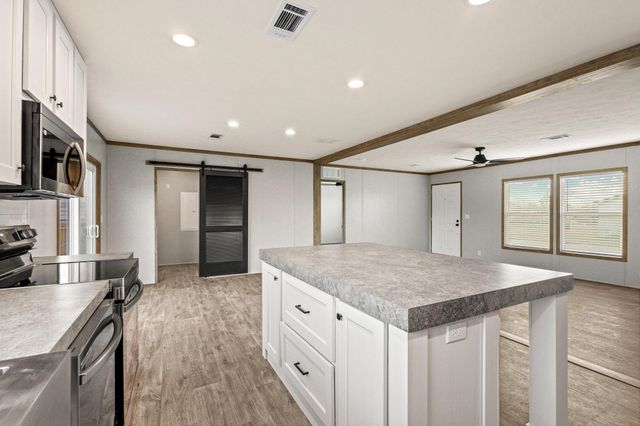 124 Porter Circle, Savoy, TX 75479