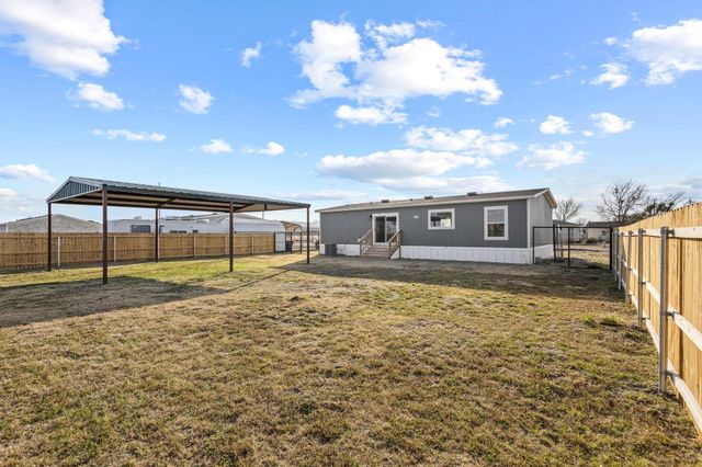 124 Porter Circle, Savoy, TX 75479