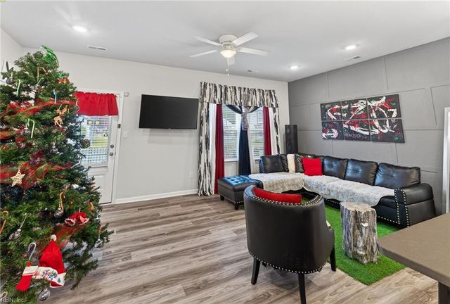 1009 White Marsh RD, Suffolk, VA 23434