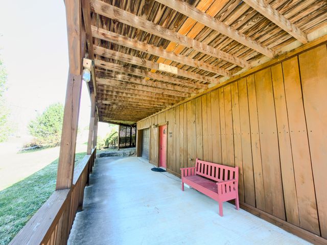 160 Mystic View Road, Monticello, KY 42633