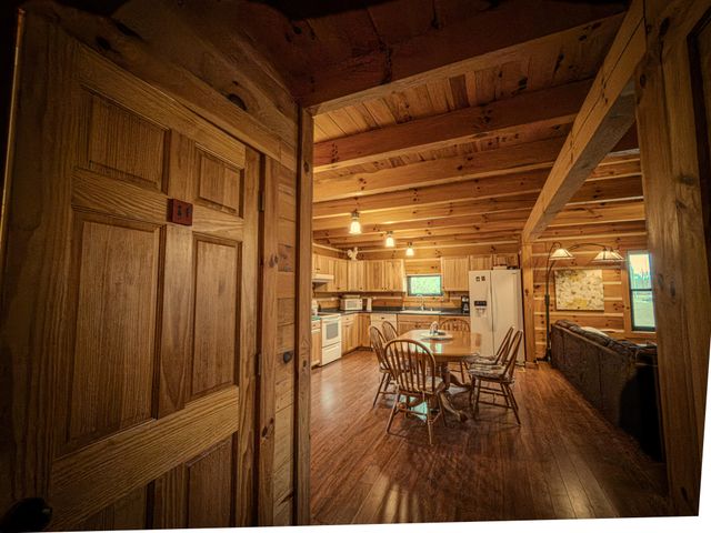 160 Mystic View Road, Monticello, KY 42633